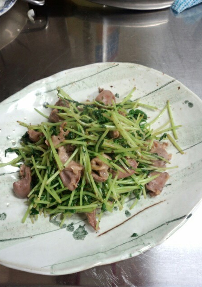 豆苗と砂肝の塩炒め-レシピのメイン写真