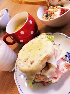 朝食に☆イングリッシュマフィンサンド-レシピのメイン写真