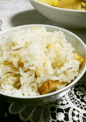 簡単 竹輪とちりめんじゃこの炊き込みご飯-レシピのメイン写真