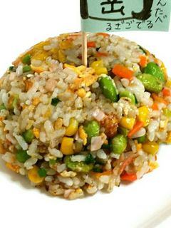 枝豆入りでカラフル♪おこさまチャーハン-レシピのメイン写真