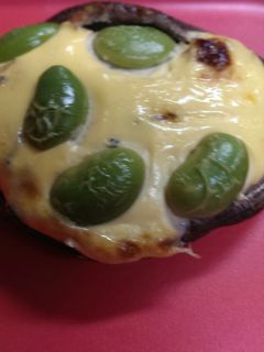 しいたけカップと鮭じゃこ空豆のマヨ焼き-レシピのメイン写真