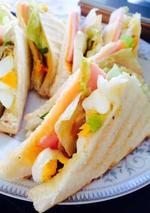レタス　卵　チーズのホットサンド-レシピのメイン写真