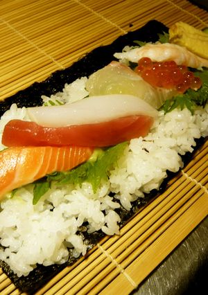 一口ごとにいろんな味が楽しめる恵方巻◎-レシピのメイン写真