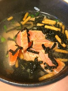料理と言えないレベルの簡単☆鮭茶漬け!-レシピのメイン写真