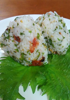 大人の梅わさび青紫蘇おむすび　-レシピのメイン写真