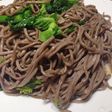余った蕎麦でペペロンチーノ