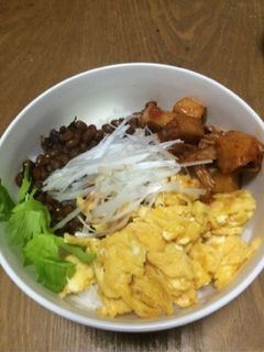 納豆チャーハンの具材で!†納豆丼†-レシピのメイン写真
