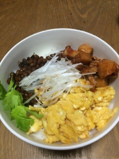 納豆チャーハンの具材で!†納豆丼†-レシピのメイン写真