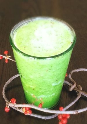 セロリりんごスウィーティーのスムージー-レシピのメイン写真