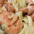 照り鶏とキャベツのバター炒め