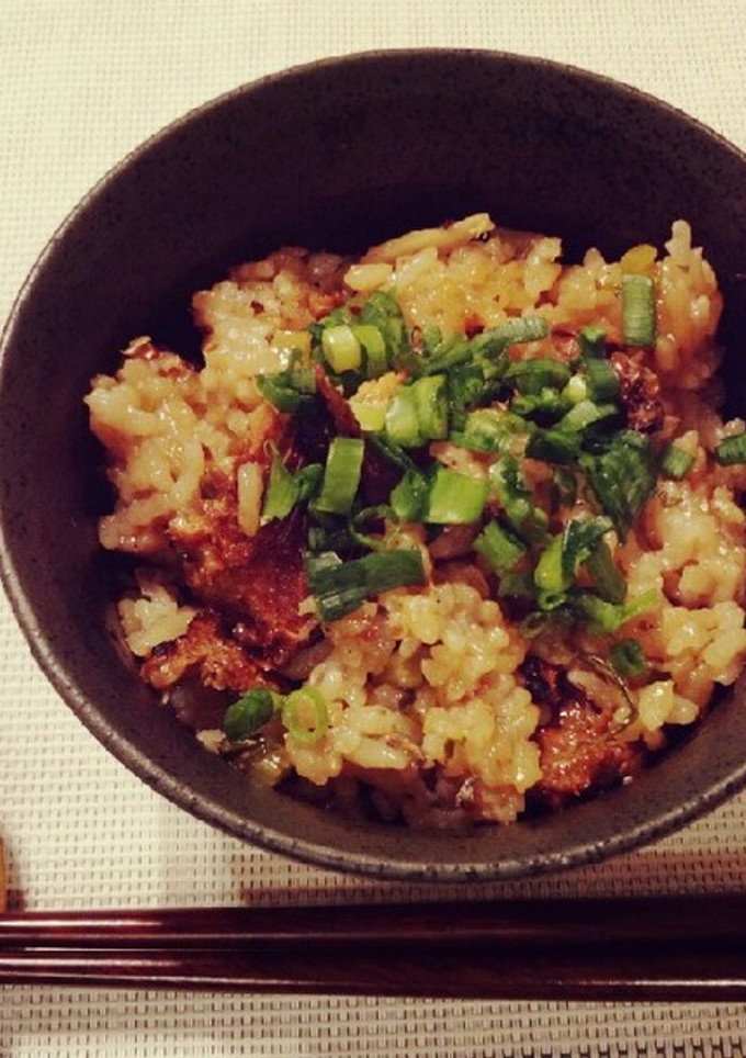 さんま蒲焼缶詰で炊き込みご飯-レシピのメイン写真