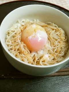 簡単☆温玉・油そば(汁なしラーメン)-レシピのメイン写真