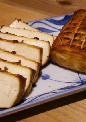 スモークトーフ(豆腐の薫製)-レシピのメイン写真