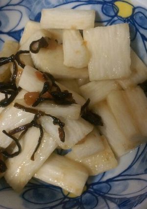山芋の梅昆布和え-レシピのメイン写真