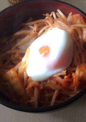野菜でヘルシー！もやしキムチ丼-レシピのメイン写真