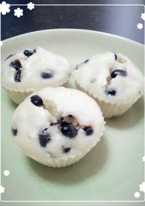 米粉でもっちり☆黒豆みるく蒸しパン-レシピのメイン写真