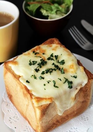 簡単！我が家の「厚焼きグラタントースト」-レシピのメイン写真