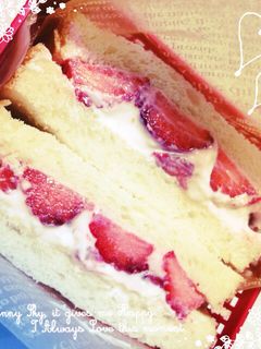 イチゴ好きのイチゴサンド-レシピのメイン写真