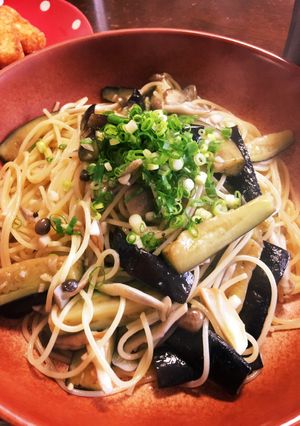 なすとしめじのペペロンチーノ-レシピのメイン写真