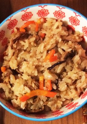 ツナ缶で炊き込みゴハン-レシピのメイン写真