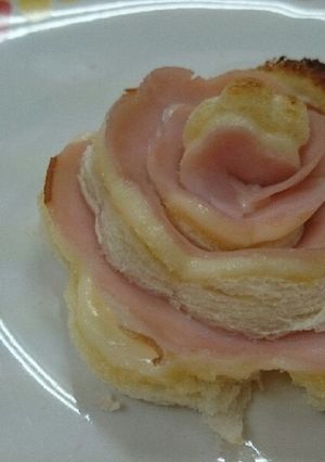 100均Goodsでお花パン♬-レシピのメイン写真
