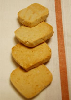 チーズとアーモンドのクッキー-レシピのメイン写真