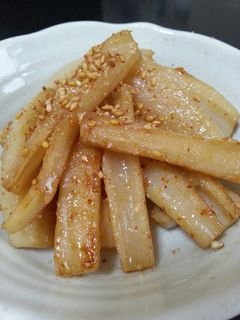 縦切りで食感最高!れんこんのきんぴら-レシピのメイン写真