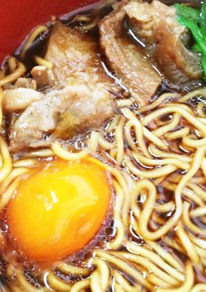冷凍卵で月見ラーメン、栄養満点-レシピのメイン写真