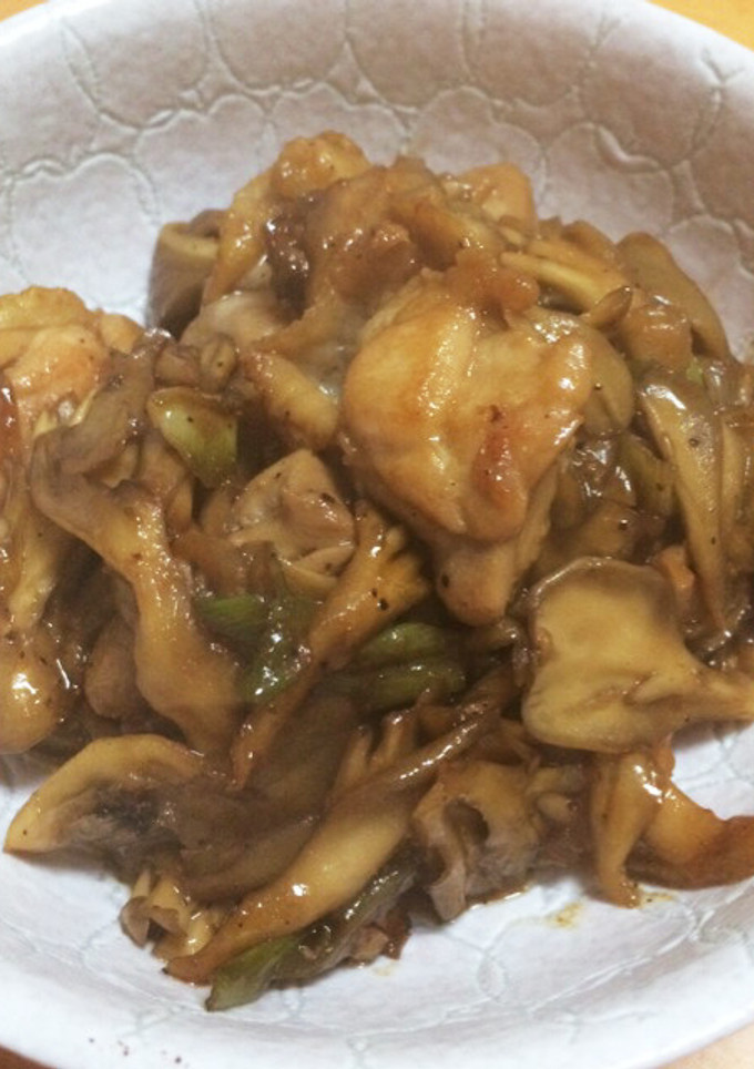 鶏もも肉と舞茸の甘辛炒め-レシピのメイン写真