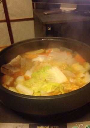 簡単な韓国風 鍋 残り野菜で適当に!-レシピのメイン写真