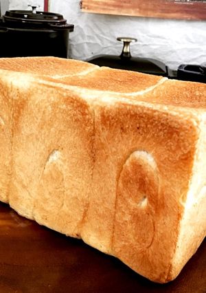 もちもち湯種食パン-レシピのメイン写真