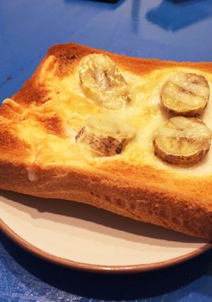こんがりバナナチーズトースト-レシピのメイン写真