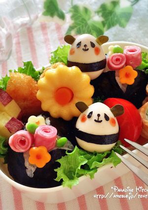 キャラ弁☆お花デコおにぎりとうずらパンダ-レシピのメイン写真