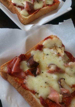 簡単◎食パンピザ-レシピのメイン写真