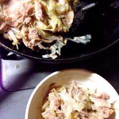 รูปของ 豚肉ともやしで簡単ミル鍋風♪