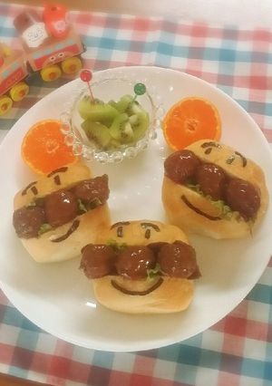 キャラパン！ロールパンでアンパンマン!!-レシピのメイン写真