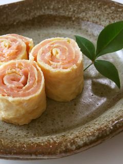 おしゃれな♥サーモンの薄焼きたまご巻-レシピのメイン写真