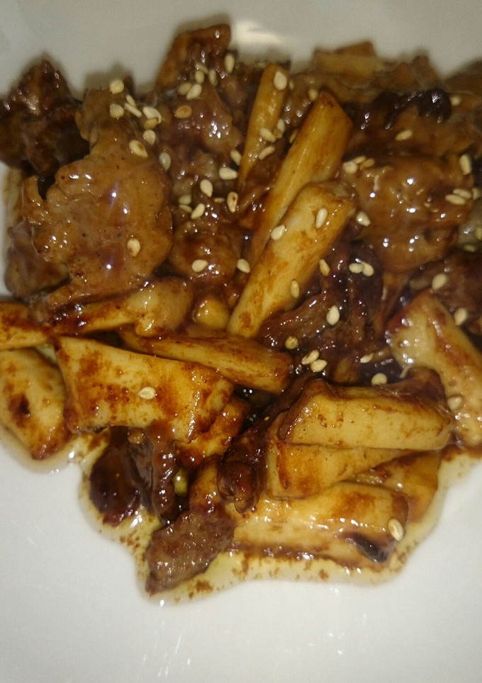 牛コマとエリンギの甜麺醤マヨ炒め-レシピのメイン写真
