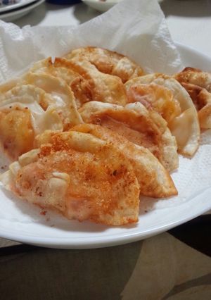 餃子の皮でカリカリ揚げピザ☆-レシピのメイン写真