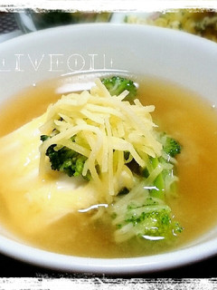 もう一品ほしい時★豆腐とチーズのお味噌汁-レシピのメイン写真