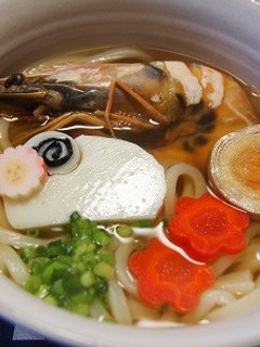 ヒガシマルうどんスープで簡単年明けうどん-レシピのメイン写真