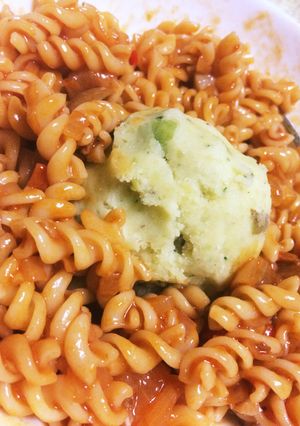 トマトソースマカロニのポテサラ乗せ-レシピのメイン写真