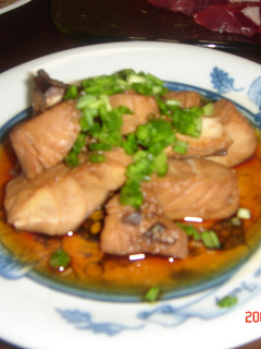 かつおの角煮??(端のほうで・・)-レシピのメイン写真