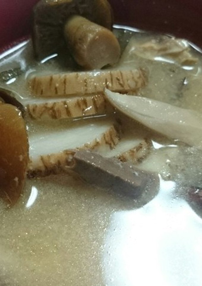 3種キノコと焼き鯖、里芋の田舎味噌汁＾＾-レシピのメイン写真