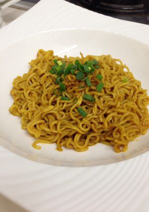 鍋一つで簡単！5分で焼きカレーラーメン風-レシピのメイン写真