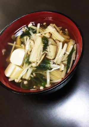 ダイエットにも！えのきと豆腐のお吸い物-レシピのメイン写真