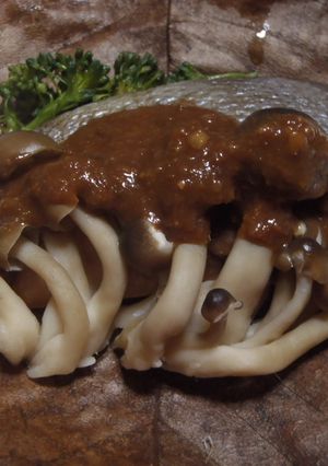 鮭とキノコの 朴葉味噌焼き-レシピのメイン写真