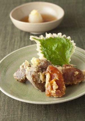 不思議な食感♪干し柿とこんにゃくの天ぷら-レシピのメイン写真