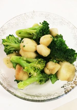 お麩とブロッコリーの簡単炒め-レシピのメイン写真