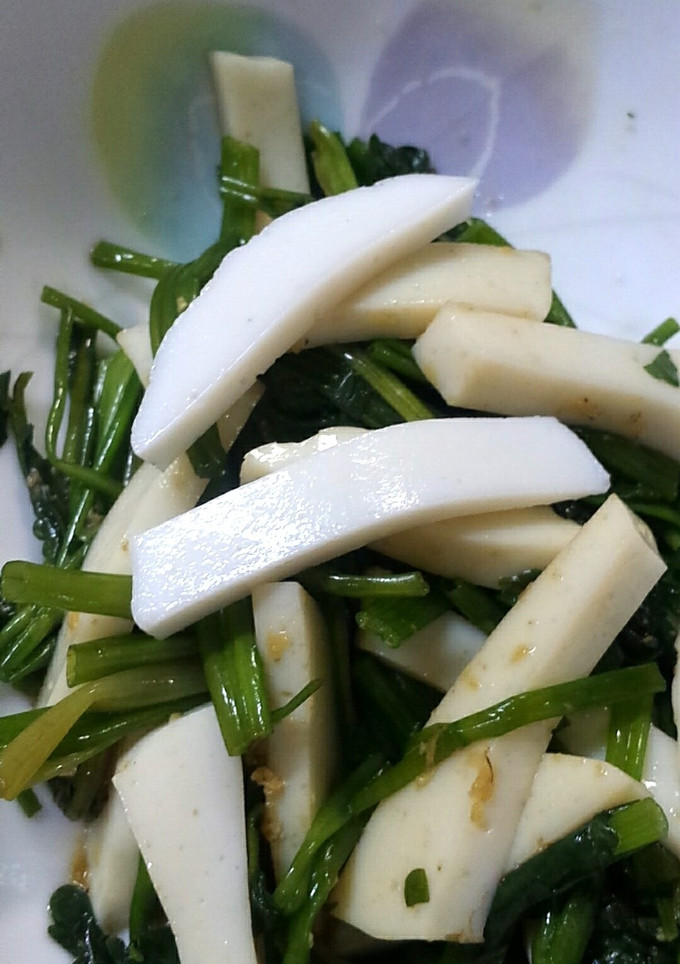 かまぼことせりのわさび醤油和え-レシピのメイン写真